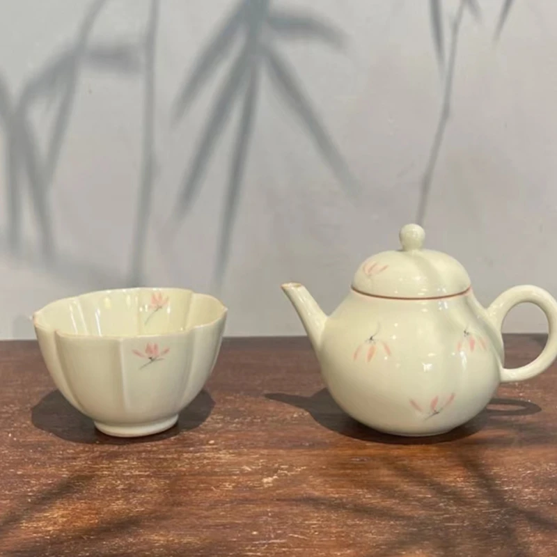 惊蛰 冰台釉下彩手绘粉兰梨壶 海棠茶杯 新中式女士茶壶 功夫茶具
