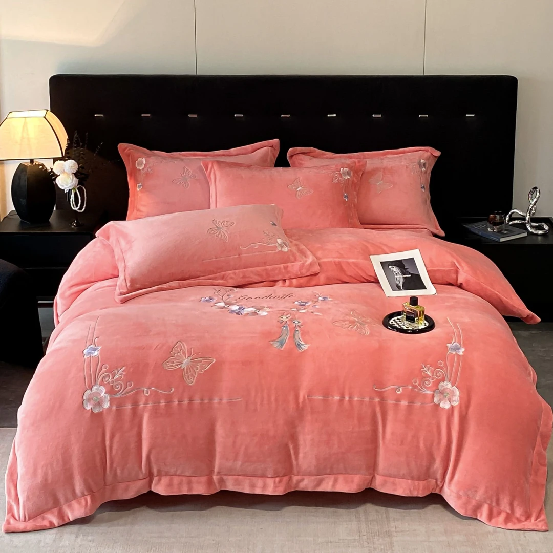 【戴妃】轻奢绣花加厚婴肤绒四件套刺绣牛奶绒被套被罩大床单枕套