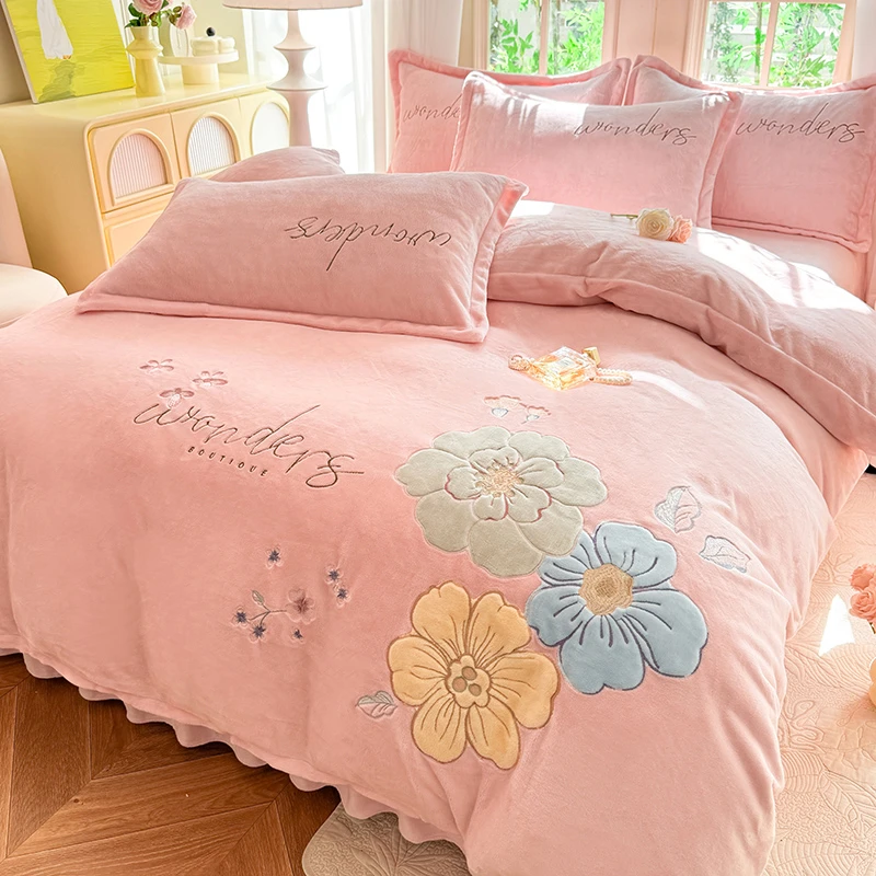 【梦境】加厚贴布绣花锦肤绒四件套牛奶绒被套蚕宝宝绒柔软被罩床单