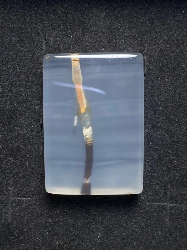 像形烟,附属旁边一颗小烟,不离不弃,蒸蒸日上,