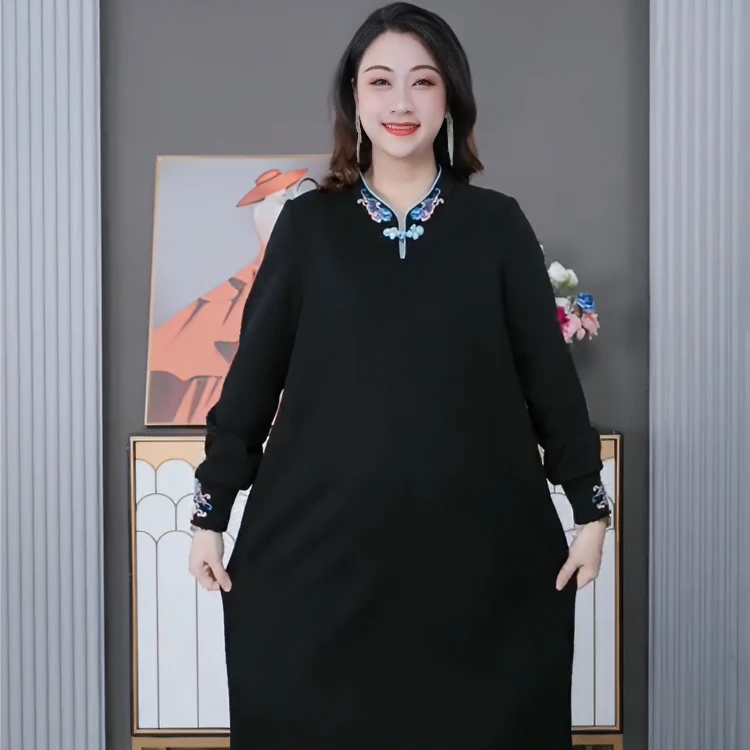 木棉林大码女装2025新款重工刺绣宽松气质减龄长袖连衣裙zb5518