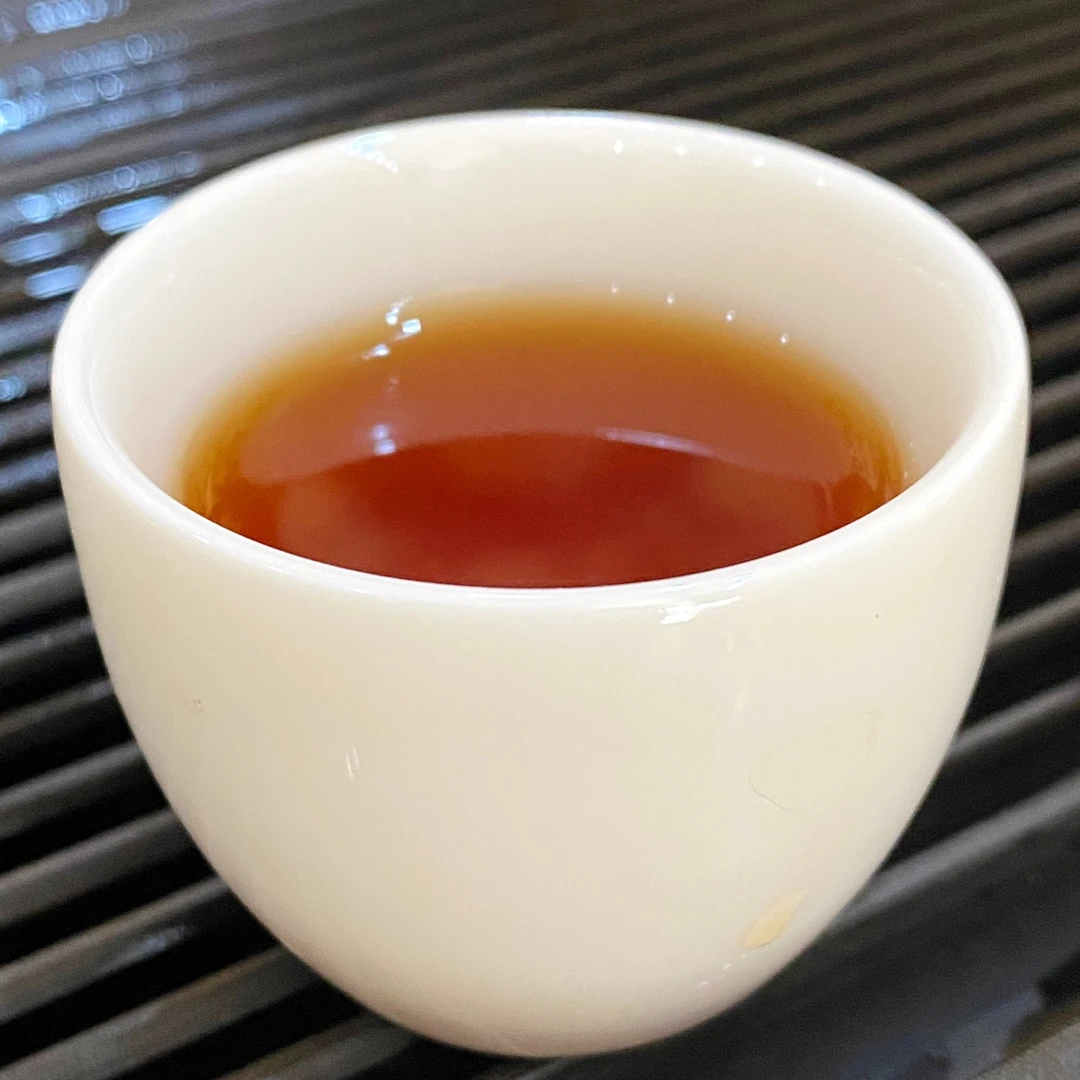 2004年~金芽~云南大叶种晒青茶普洱茶熟茶357g一饼通用