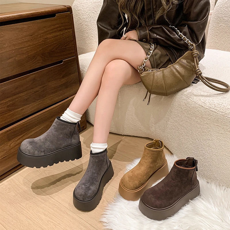 百搭马丁靴圆头防滑加厚冬季新款7cm厚底时尚保暖系列雪地靴