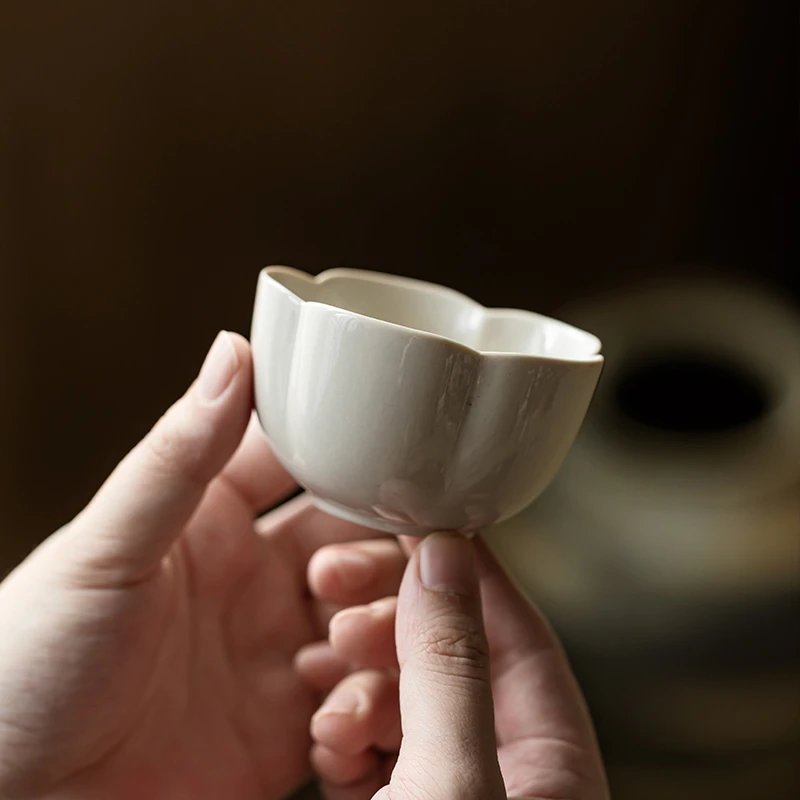 草木灰花瓣喝茶杯主人杯家用复古品茗杯陶瓷个人专用功夫茶具单杯