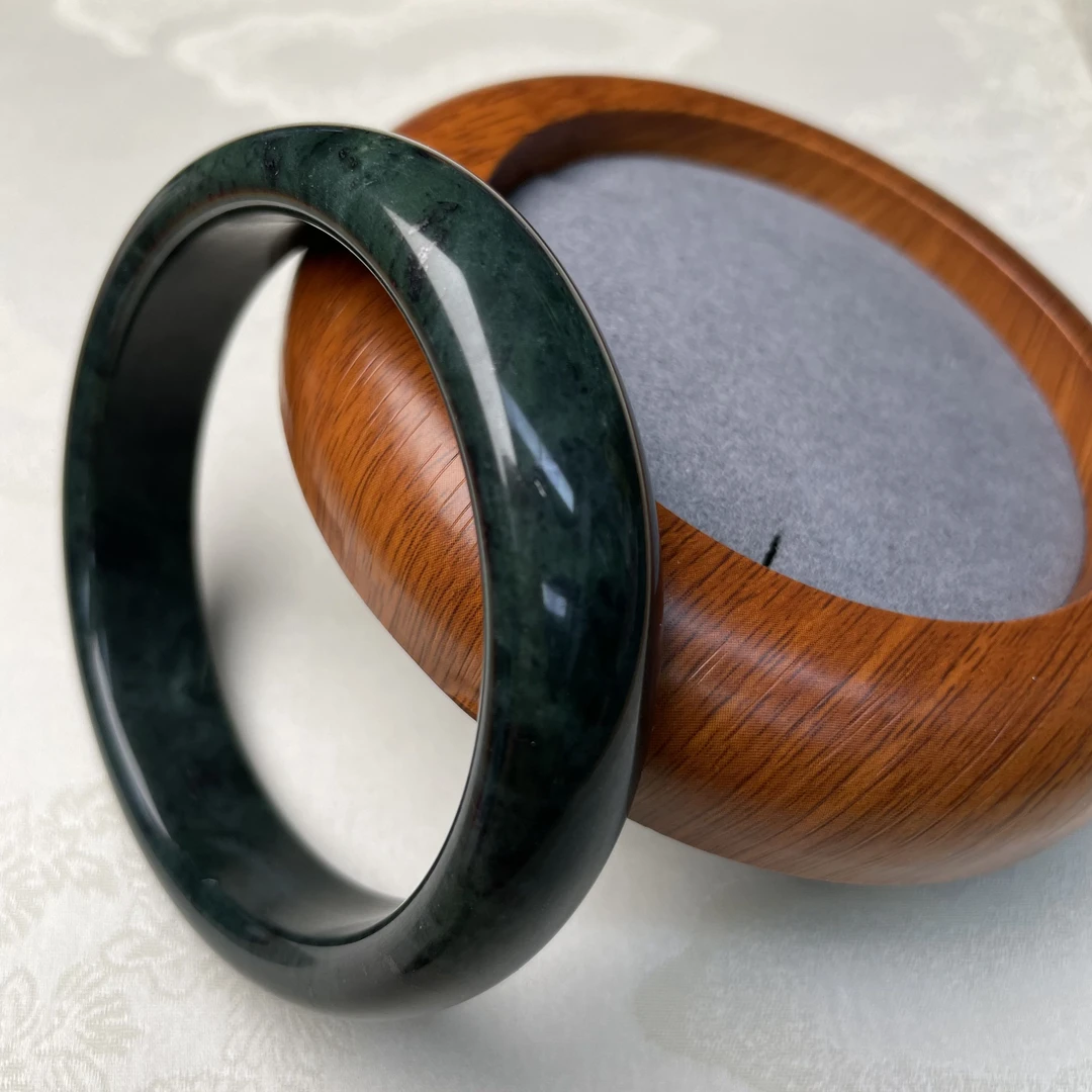 【宝恒优选】F184时尚精品奢饰品手镯多样性发一件