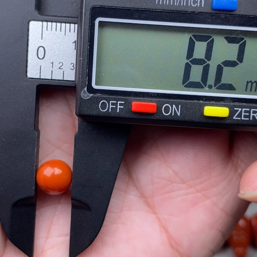 南红玛瑙配饰未镶嵌