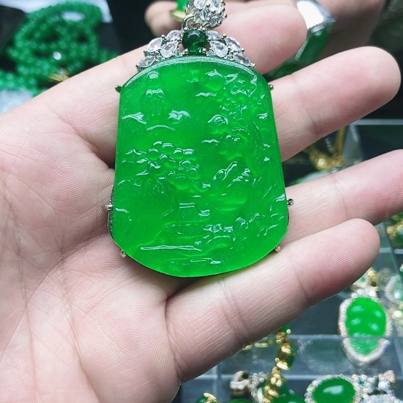 【闪购商品】翡翠颈饰未镶嵌