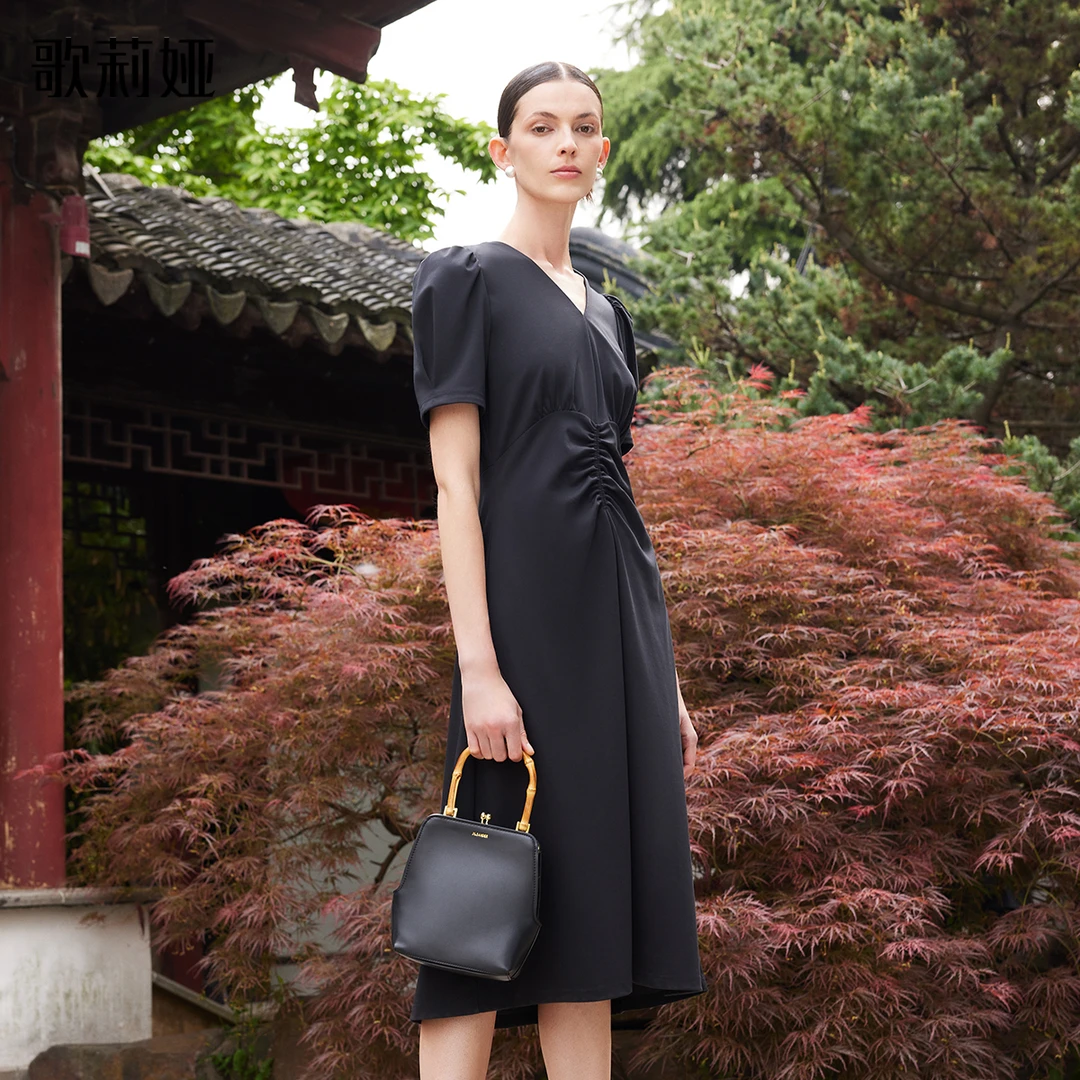 歌莉娅 高品质 董事长会买的连衣裙  1B5C4H400