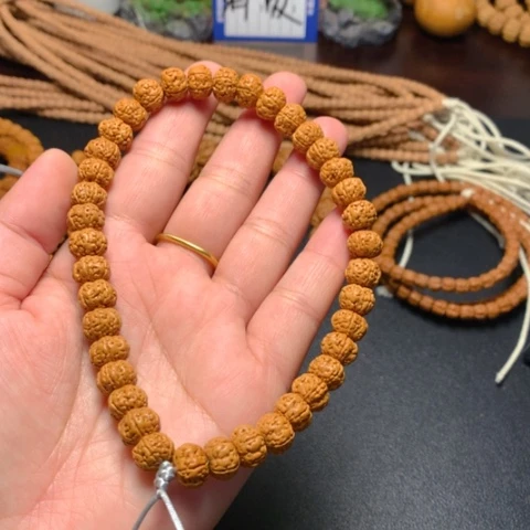 金刚菩提手串        21。