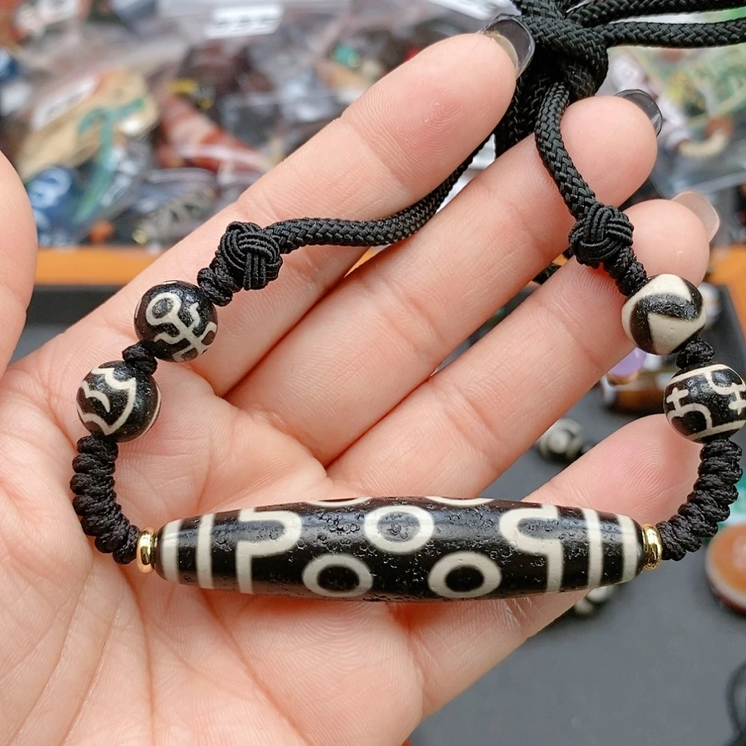 玛瑙/玉髓颈饰合金