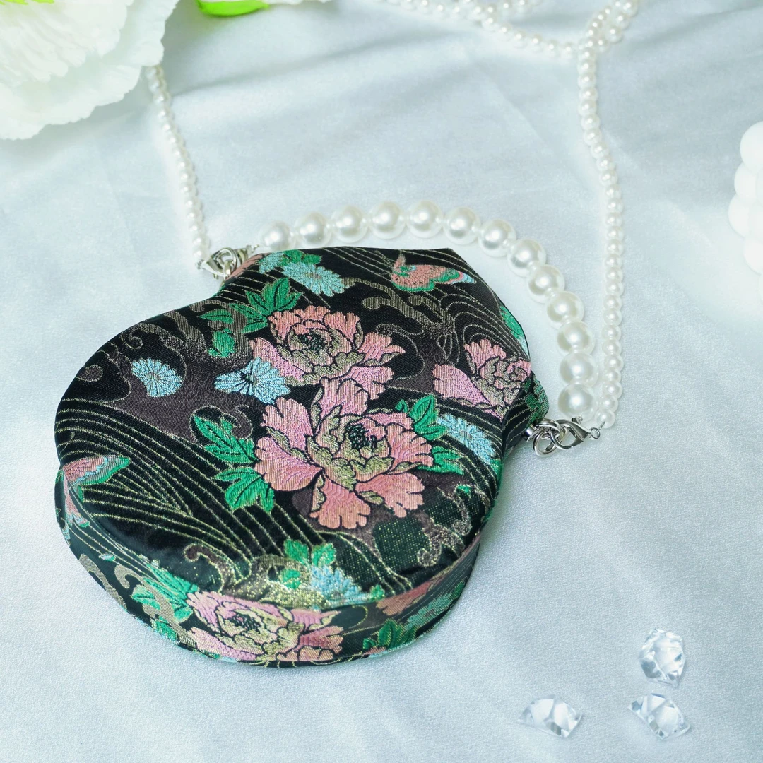 如馨美物 缎面纯手工锦织花卉手机包