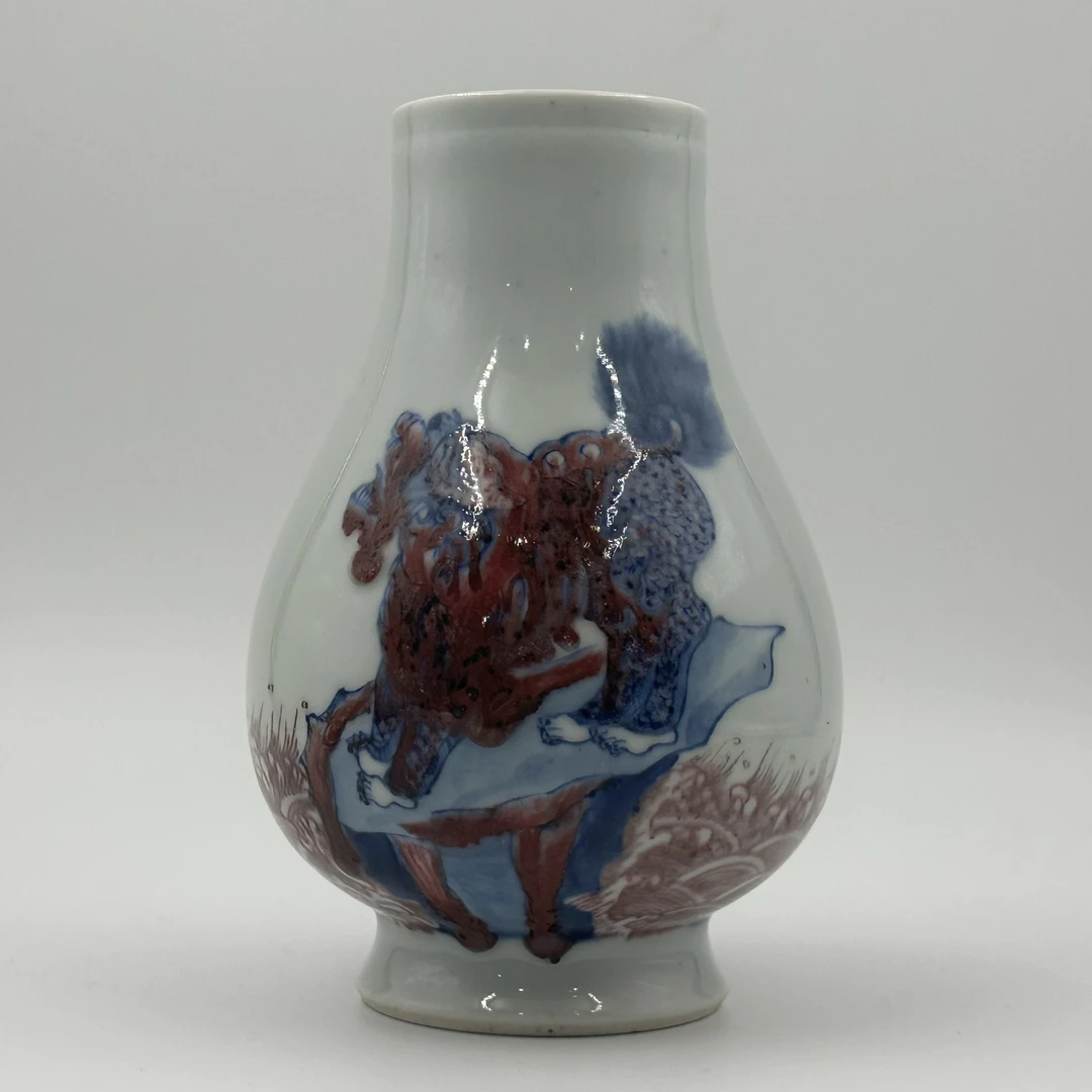 1702 清早期青花釉里红麒麟海水纹福统尊