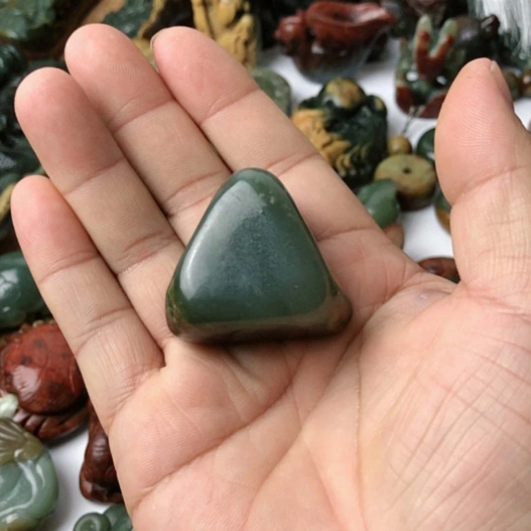 【闪购商品】岫岩河磨玉（透闪石质玉）挂件未镶嵌熙*