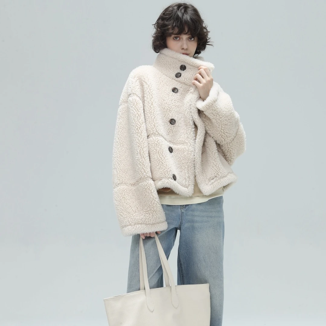 BRM（沸羊羊）双面可穿环保材质秋冬短款外套5507