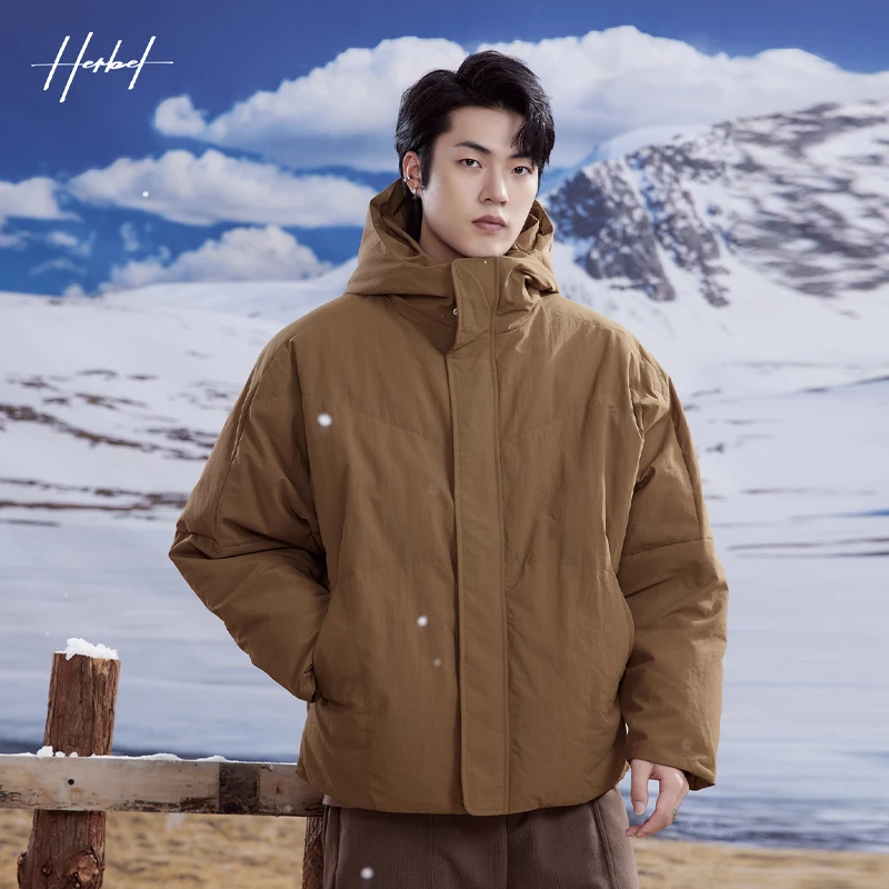 HERBEL/黑白冬季新品连帽羽绒服时尚宽松潮男短款外套防风潮