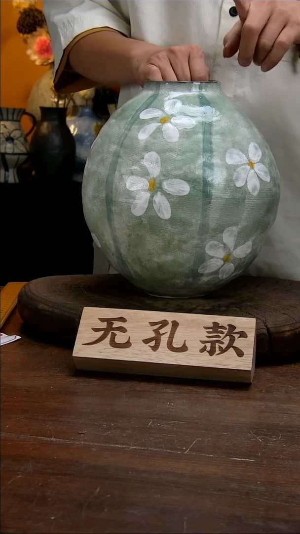 【闪购商品】102景德镇花瓶花器（高口）