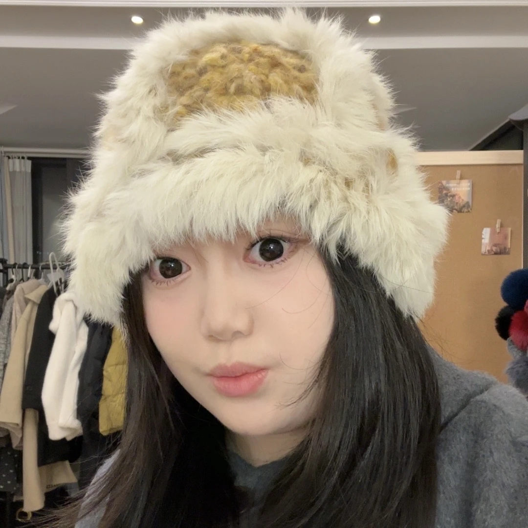 新款手工钩花编织兔毛渔夫帽女毛茸茸显脸小针织帽