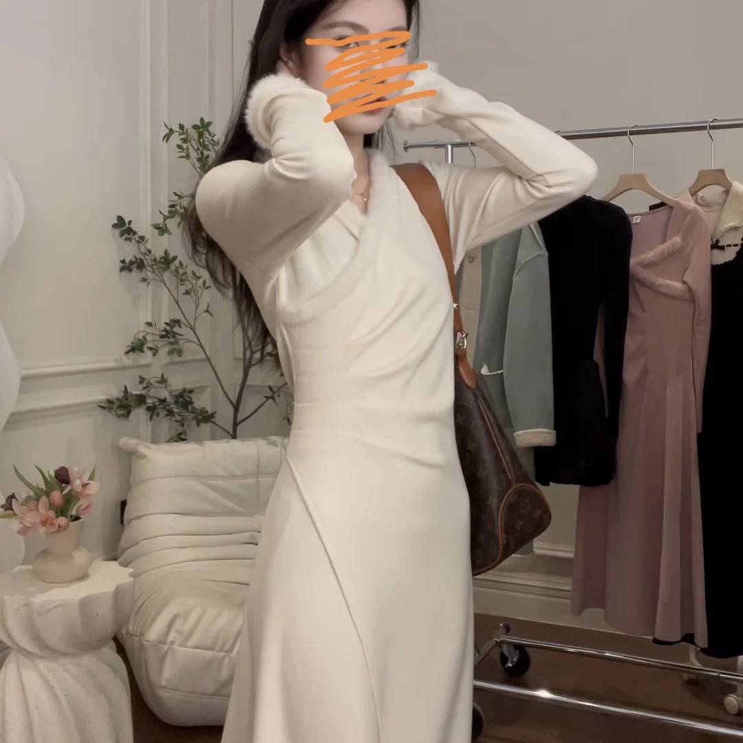 9386#纯欲设计感裙子女秋冬季新款显瘦毛毛拼接不规则连衣裙