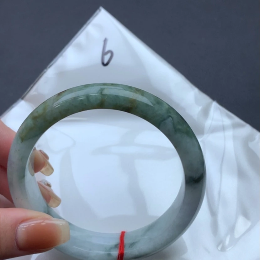 【闪购商品】翡翠手镯未镶嵌无证书 62