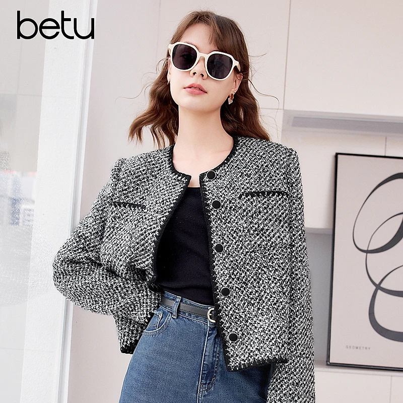 百图2024年春季新款短外套2401T40