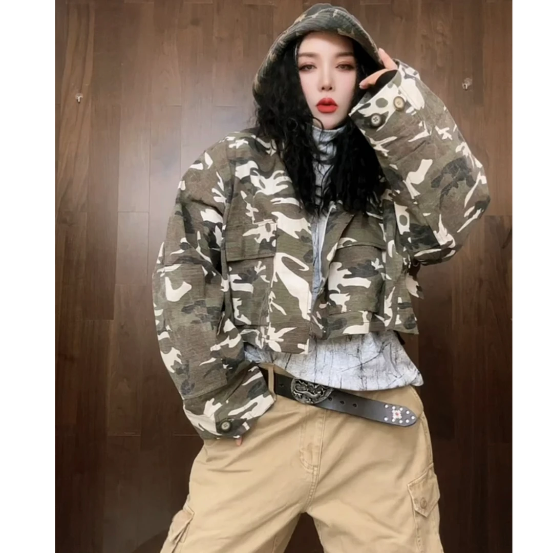 春款个性女人定制短款迷彩外套