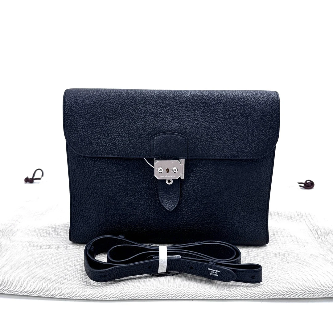 99新 Hermes/爱马仕 sac a depeches29黑银单扣斜挎包 尺寸29/23