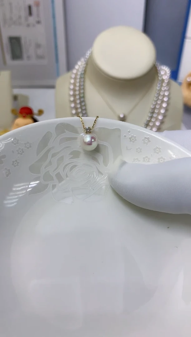 【闪购商品】海水珍珠饰品18K金镶嵌7-8王妃吊坠赠银链