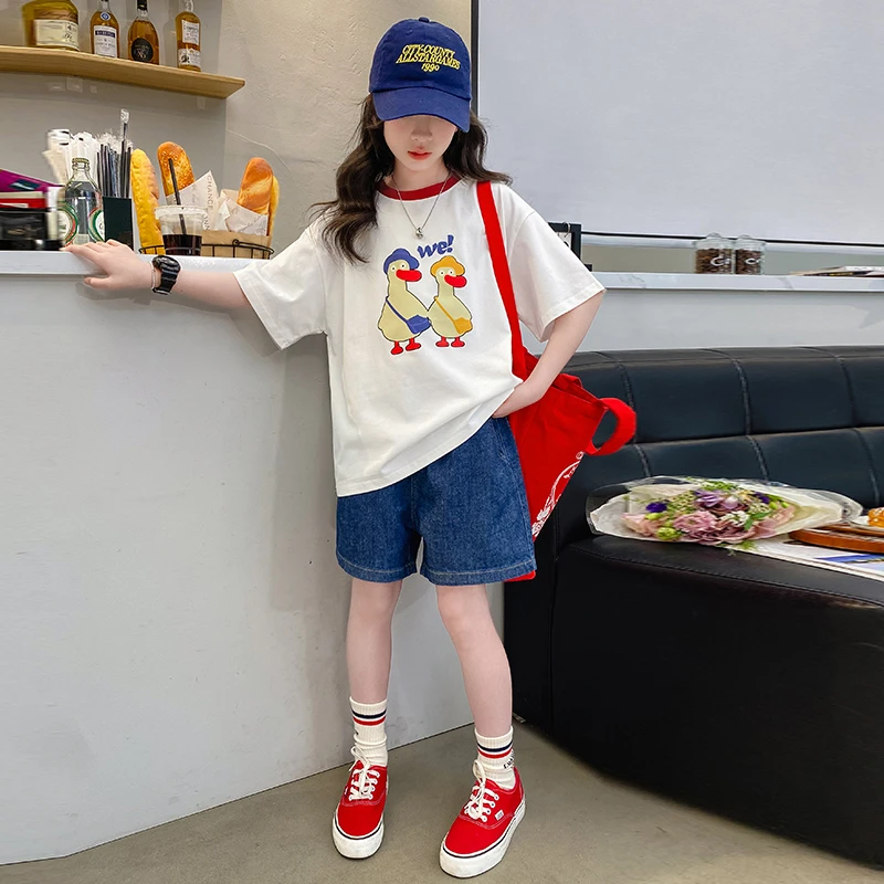 女童夏季休闲套装2025新款中大童洋气韩版卡通短袖牛仔短裤两件套