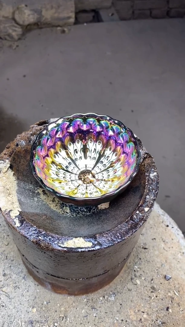 【闪购商品】瓷茶盏七彩梦幻莲花 A 平口 （配礼盒证书）