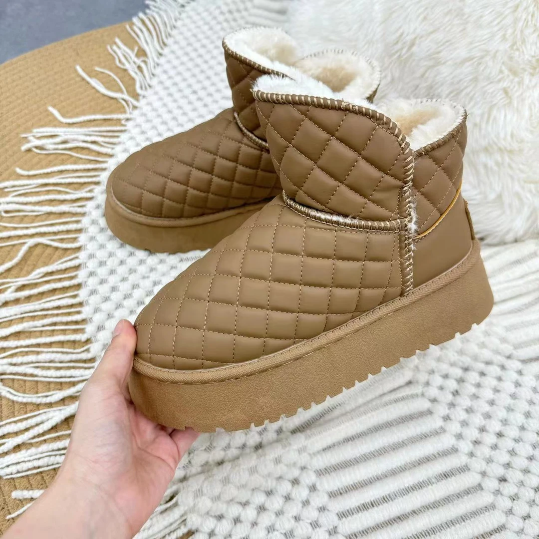 668-5 卡其 厚底加绒雪地靴2024冬季新款皮毛一体短靴女款棉鞋子
