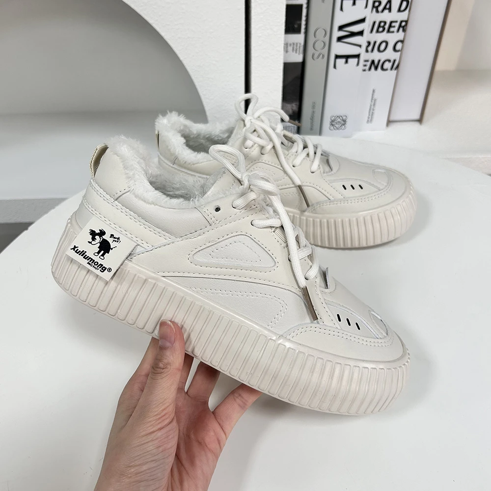 1165 冬季新款皮面厚底加绒小白鞋女百搭复古港味休闲二棉板鞋