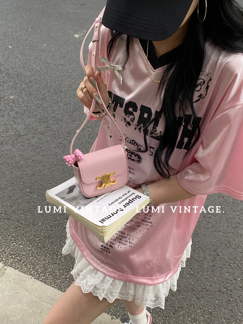 95新 Celine/思琳 MINI  Triomphe粉牛皮金扣斜挎包26404811