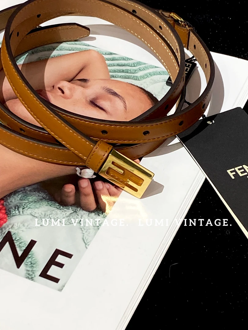 95新 FENDI/芬迪 Lumi包展-双F扣金棕色皮带