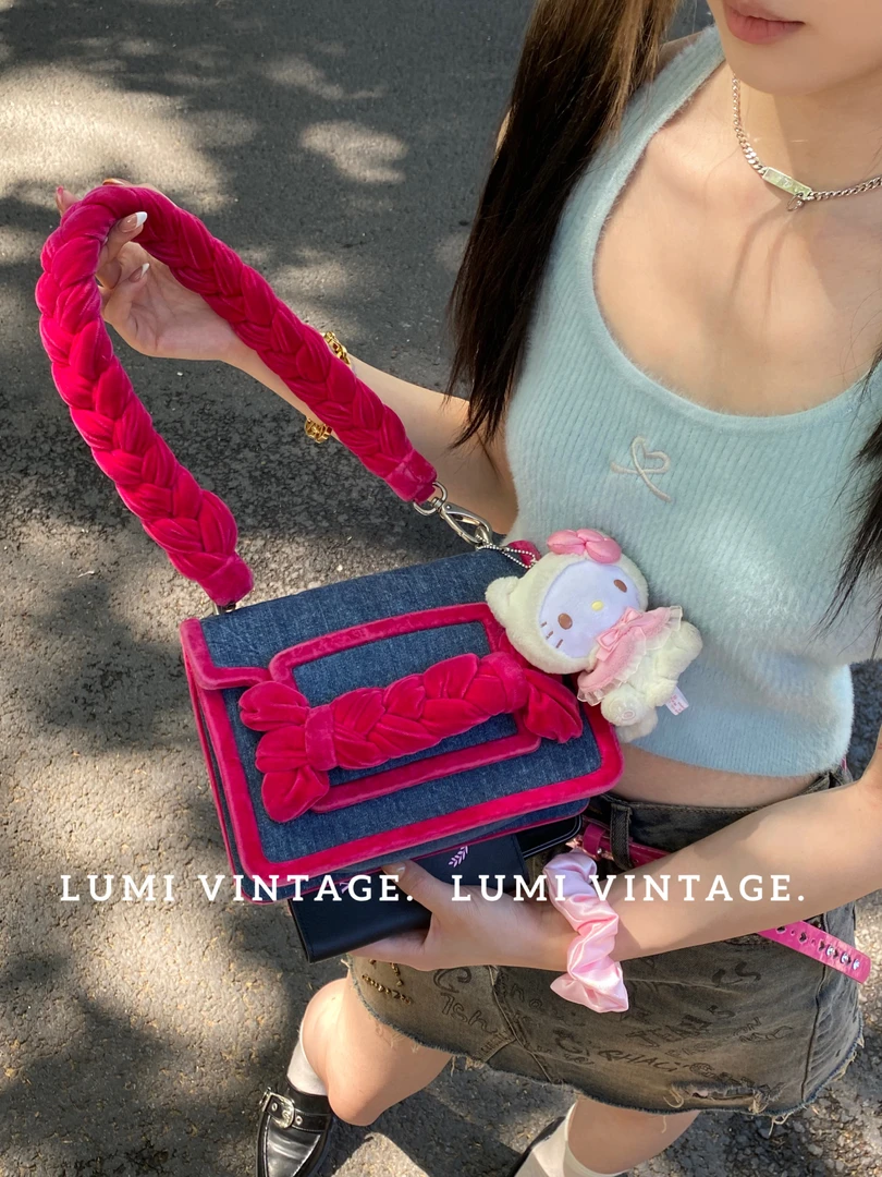 95新 MIU MIU/缪缪 粉拼牛仔丝绒麻花单肩包 35746278