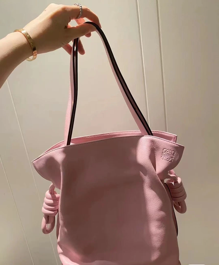 95新 LOEWE/罗意威 loewe粉色中号福袋手提包23300327