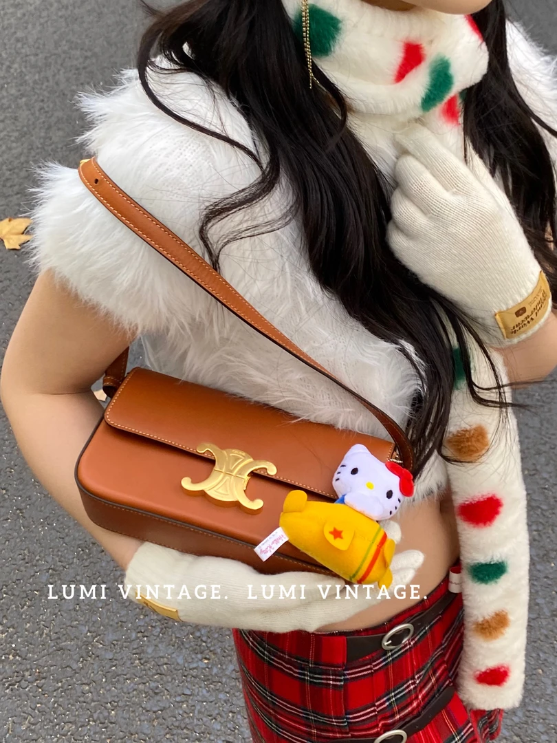 95新 Celine/思琳 凯旋门焦糖色腋下包 39059885