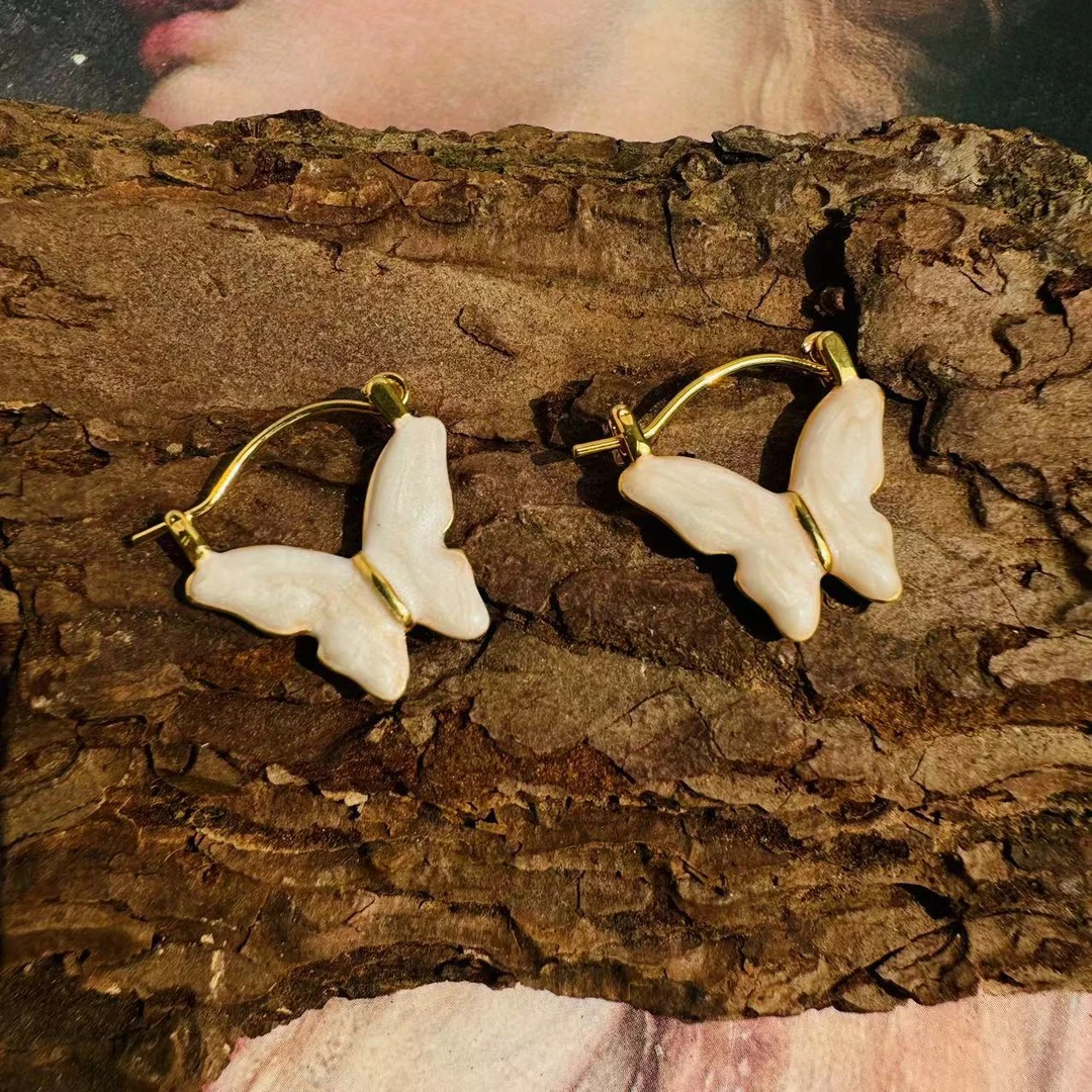 HEFY/HEFY 铜合金珐琅耳饰 白色小众蝴蝶耳环E380