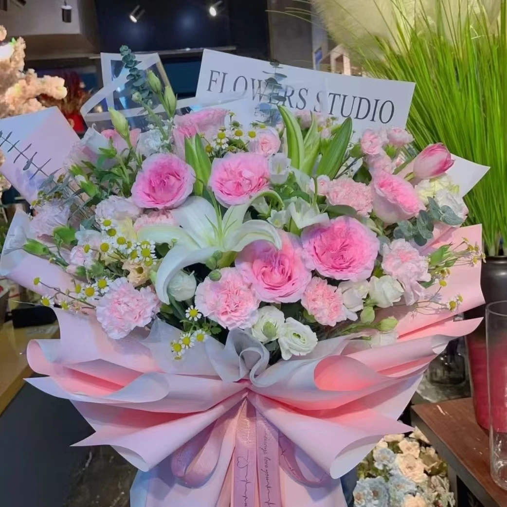 【洛神玫瑰百合尤加利】云南昆明鲜花直发 一单中通两单顺丰包邮
