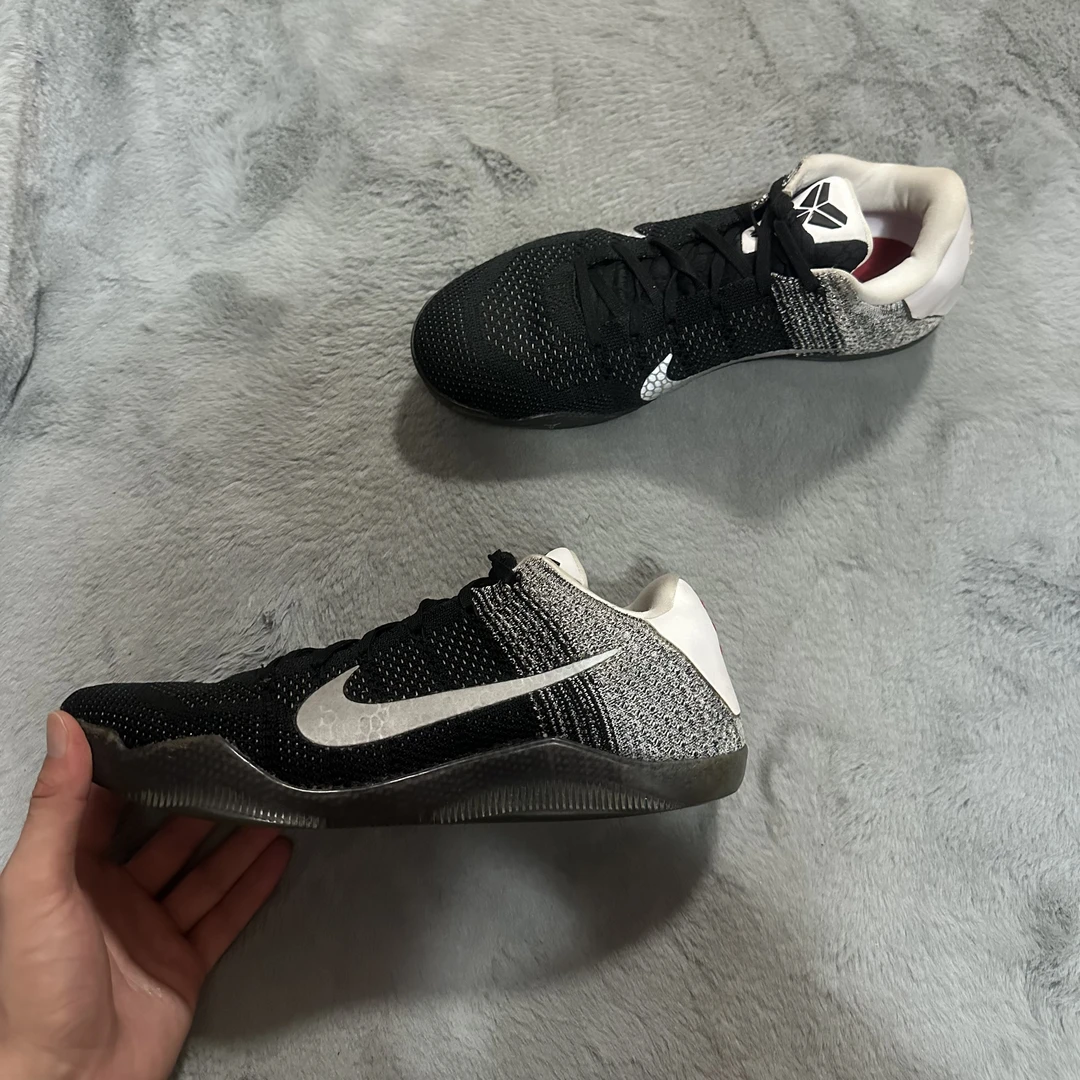 44码 Nike zk11精英贝多芬 95新 鞋底磨损小 鞋面新 中古篮球鞋