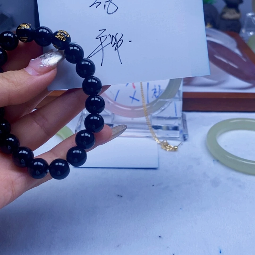 【闪购商品】石英质玉手镯未镶嵌