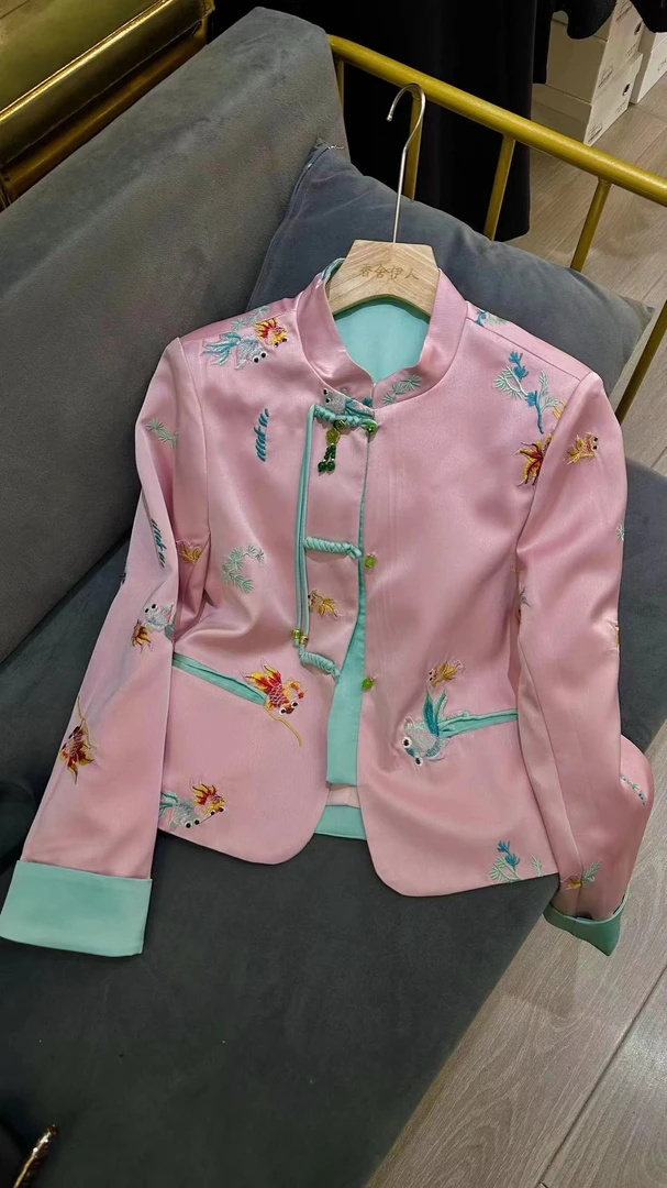 2024春季新款欧货洋气小香风新中式刺绣外套