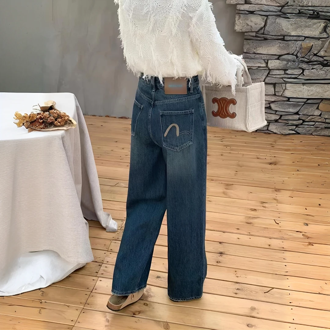 牛仔蓝直筒牛仔裤显瘦春秋百搭韩版