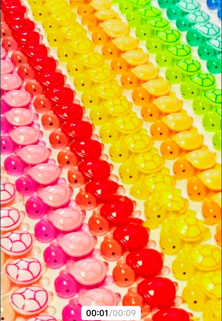 夜光亮片乌龟可爱diy奶油胶钥匙扣挂件桌面摆件潮玩盲袋饰品配件