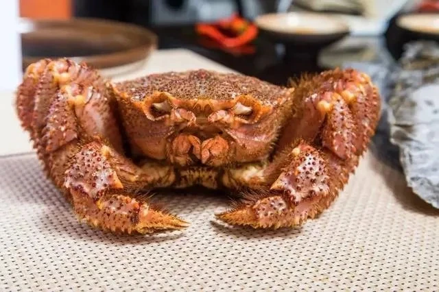 俄罗斯深海冰鲜大红毛蟹 保鲜保肥 顺丰速运