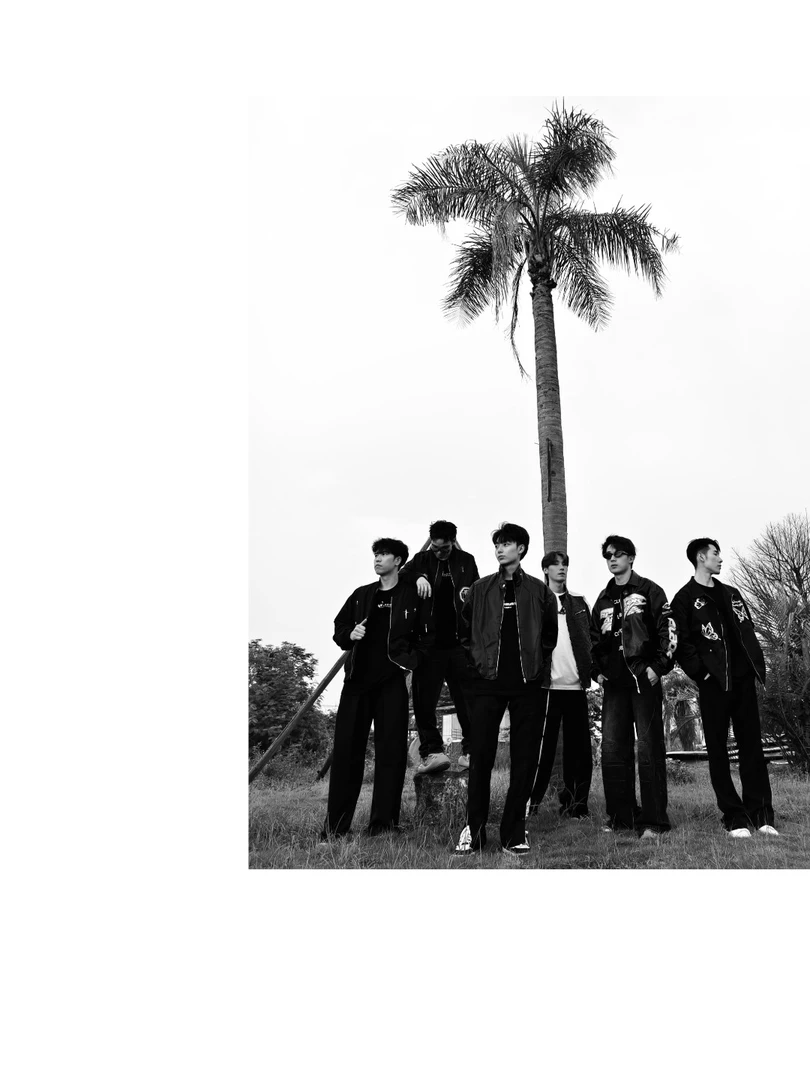 B 605  潮牌买手加绒扎染工装弯刀牛仔裤  CK