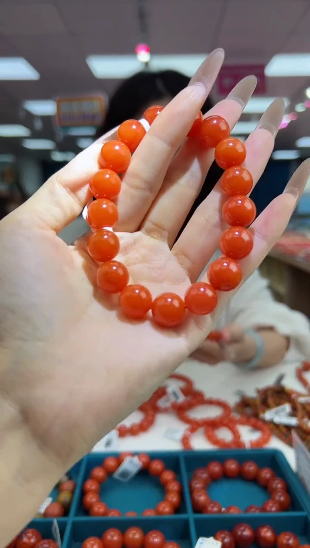 【闪购商品】南红玛瑙手串未镶嵌8.18-10-12(多样式)