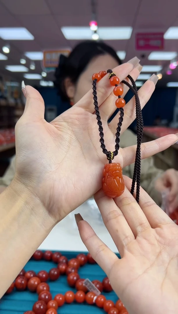 【闪购商品】南红玛瑙吊坠未镶嵌9.20-11(多样式)