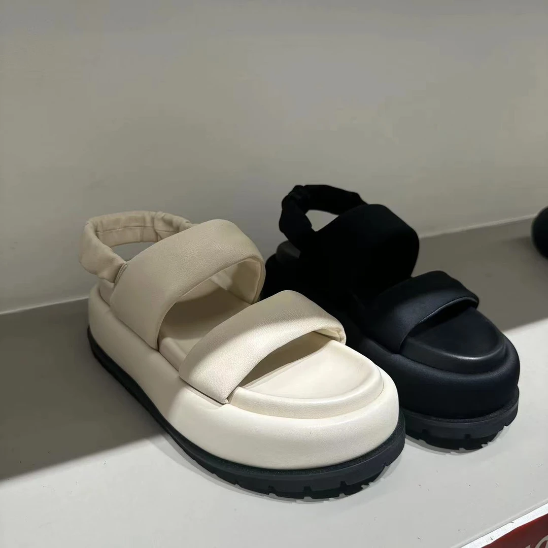 KAKA NUOYA  1715   HD极简时尚休闲凉鞋