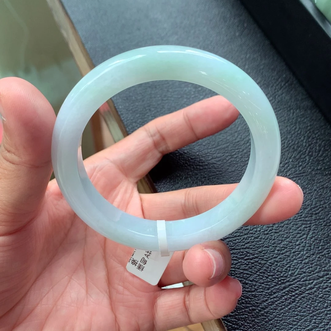 翡翠手镯未镶嵌16号