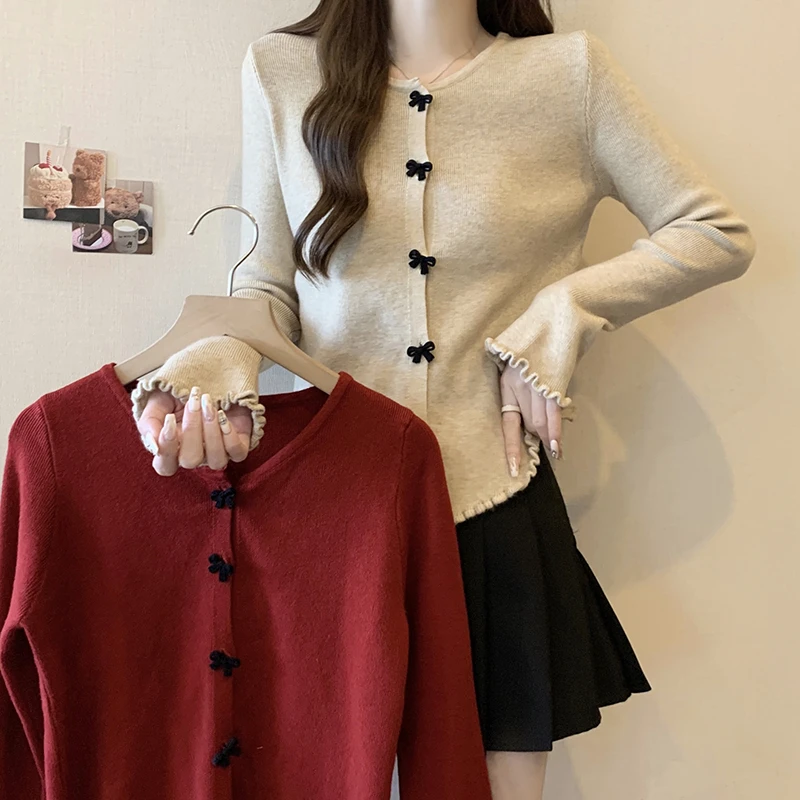 小香风红色开衫针织衫女2024新款冬季修身蝴蝶结短款毛衣外套上衣